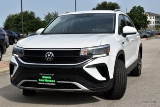 Used 2023 Volkswagen Taos SE image 1