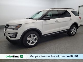 Used 2017 Ford Explorer XLT w/ Equipment Group 202A image 1