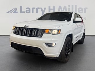 Used 2018 Jeep Grand Cherokee Altitude image 1