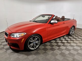 Used 2016 BMW M235i Convertible image 1