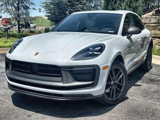 Used 2023 Porsche Macan Turbo image 1