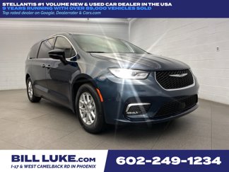 New 2025 Chrysler Pacifica Select image 1