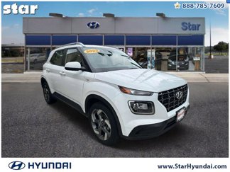 Used 2022 Hyundai Venue SEL image 1