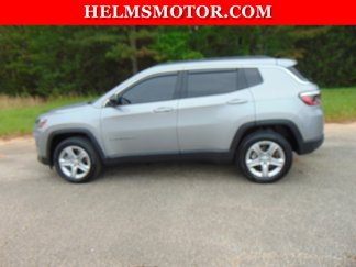 Used 2023 Jeep Compass Latitude image 1