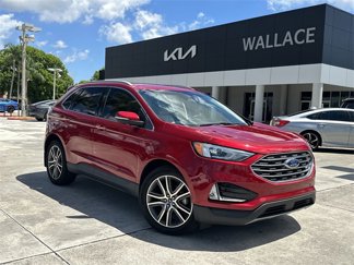 Used 2020 Ford Edge Titanium image 1