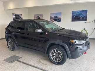 Used 2021 Jeep Cherokee Trailhawk image 1