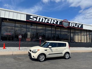 Used 2013 Kia Soul + w/ Audio Pkg image 1