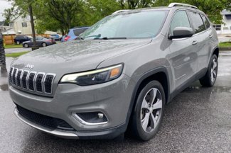Used 2019 Jeep Cherokee Limited image 1