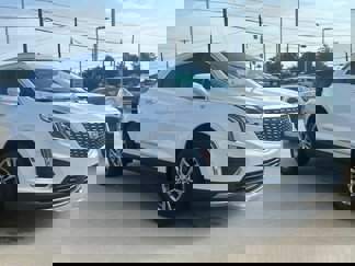 Certified 2023 Cadillac XT5 Premium Luxury w/ Technology Package image 1
