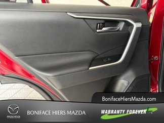 Used 2020 Toyota RAV4 XLE video 1