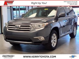 Used 2013 Toyota Highlander SE image 1