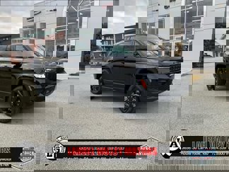 New 2025 Jeep Grand Cherokee Altitude image 1