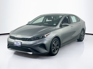 Used 2022 Kia Forte LXS image 1