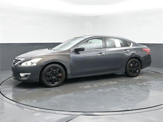 Used 2013 Nissan Altima 2.5 S image 1