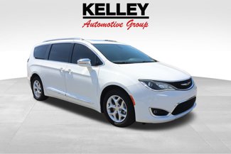 Used 2020 Chrysler Pacifica Limited image 1