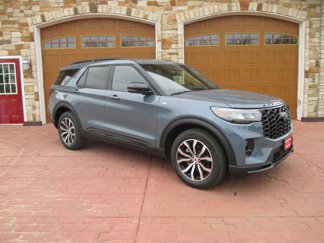 New 2025 Ford Explorer ST-Line image 1