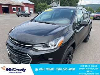 Used 2022 Chevrolet Trax LT w/ Premium Seat Package image 1