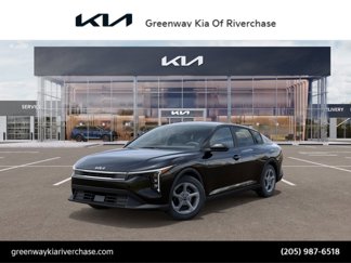 New 2025 Kia K4 LXS image 1