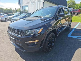 Used 2021 Jeep Compass Latitude image 1