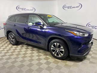 Used 2020 Toyota Highlander XLE image 1