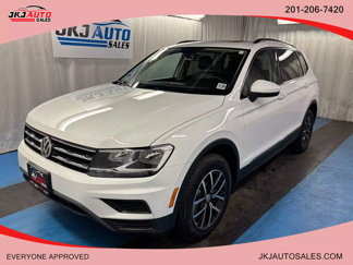 Used 2021 Volkswagen Tiguan SE w/ Panoramic Sunroof Package image 1