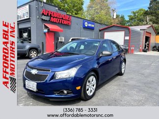 Used 2013 Chevrolet Cruze LS image 1