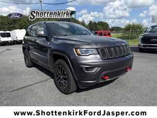 Used 2017 Jeep Grand Cherokee Trailhawk w/ Trailhawk Luxury Group image 1