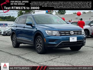 Used 2020 Volkswagen Tiguan SE image 1
