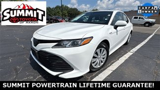 Used 2018 Toyota Camry LE image 1