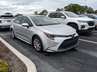 Used 2021 Toyota Corolla LE image 1
