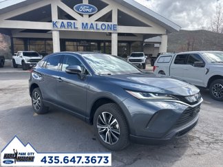Used 2023 Toyota Venza LE image 1