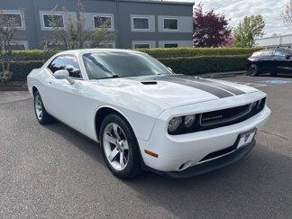 Used 2014 Dodge Challenger SXT image 1