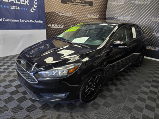 Used 2016 Ford Focus SE w/ Equipment Group 201A image 1