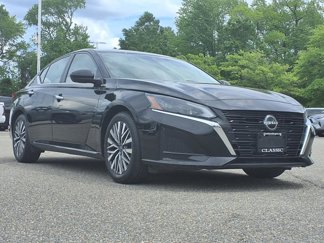 Used 2023 Nissan Altima 2.5 SV image 1