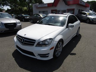 Used 2014 Mercedes-Benz C 300 4MATIC Sedan image 1