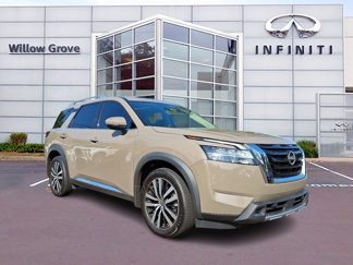 Used 2023 Nissan Pathfinder Platinum image 1