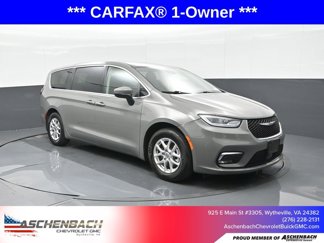 Used 2023 Chrysler Pacifica Touring-L image 1