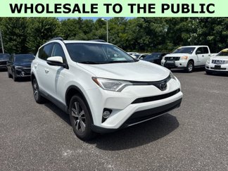 Used 2018 Toyota RAV4 XLE image 1