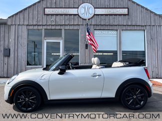 Used 2021 MINI Cooper S w/ Driver Assistance Package image 1