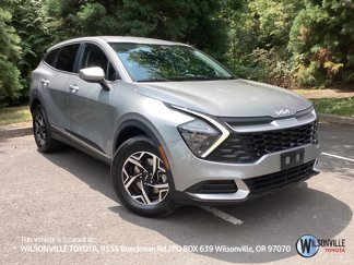 Used 2023 Kia Sportage LX image 1