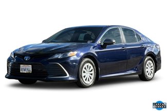 Used 2022 Toyota Camry LE image 1