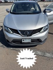 Used 2019 Nissan Rogue Sport SV image 1