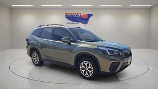 Used 2021 Subaru Forester Premium image 1