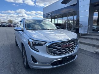 Used 2020 GMC Terrain Denali w/ Denali Premium Package image 1