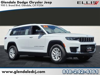 Used 2023 Jeep Grand Cherokee L Laredo image 1