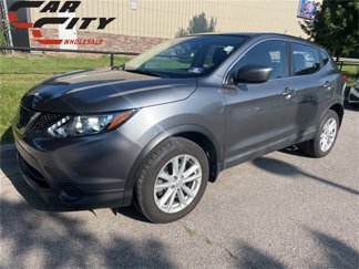 Used 2018 Nissan Rogue Sport S image 1