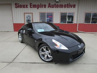 Used 2009 Nissan 370Z Touring w/ Sport Pkg image 1