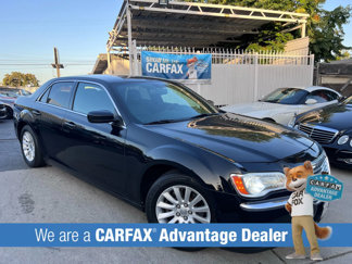 Used 2013 Chrysler 300 w/ Driver Convenience Group image 1
