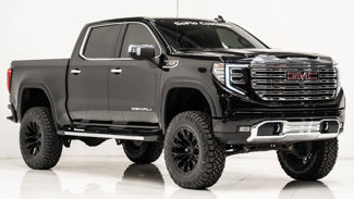 Used 2023 GMC Sierra 1500 Denali image 1