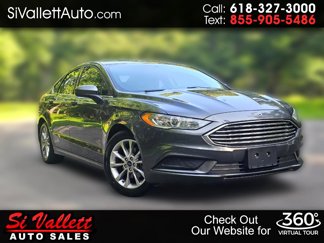 Used 2017 Ford Fusion SE image 1